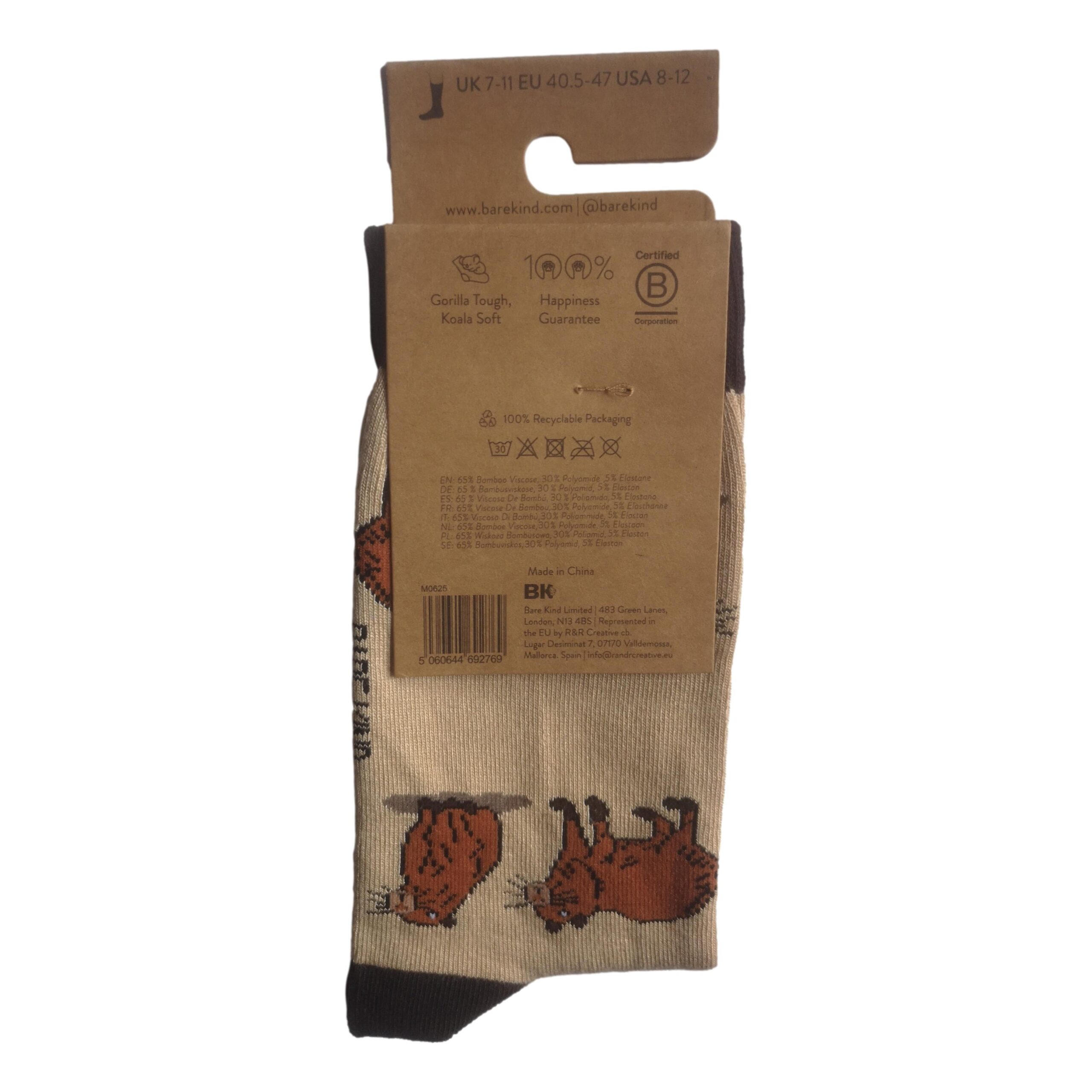 Save The Capybara Beige Unisex Novelty Crew Socks Adult UK Size 7-11 - Image 3